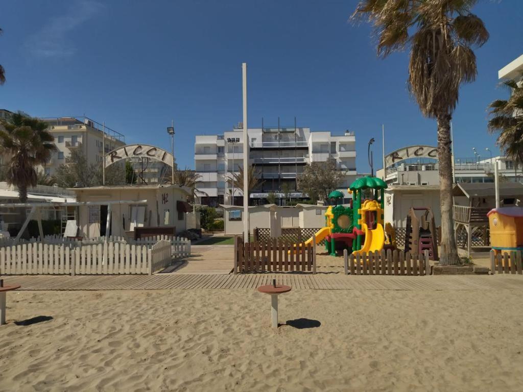 Hotel Executive La Fiorita Rimini Exterior photo