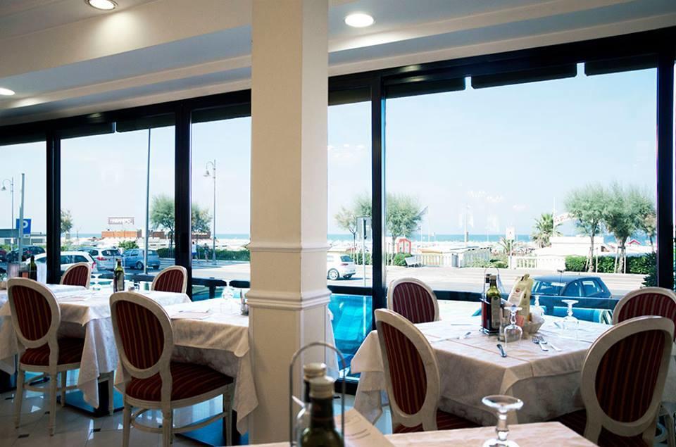 Hotel Executive La Fiorita Rimini Exterior photo